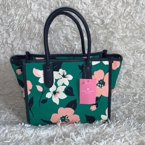 ♠️NWT Kate Spade Ella Lily Blooms Canvas Tote♠️ - Picture 2 of 5